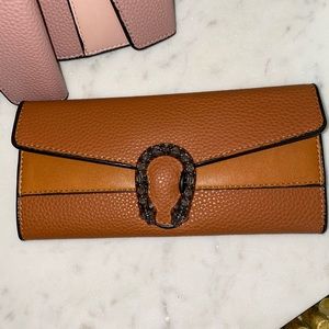 Fashion wallets